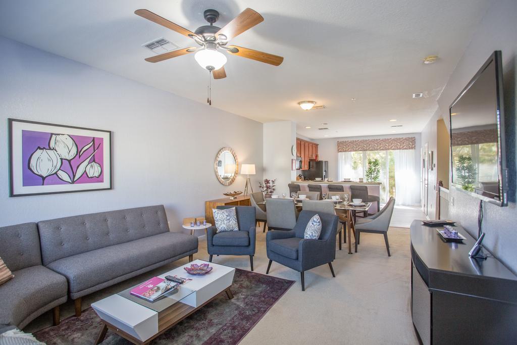 Orlando Escape Hotel Williamsburg ภายนอก รูปภาพ