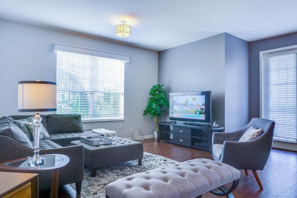 Orlando Escape Hotel Williamsburg ภายนอก รูปภาพ